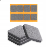 Kwadratowy filc meblowy samoprzylepny 34x34 mm szary (8 sztuk)